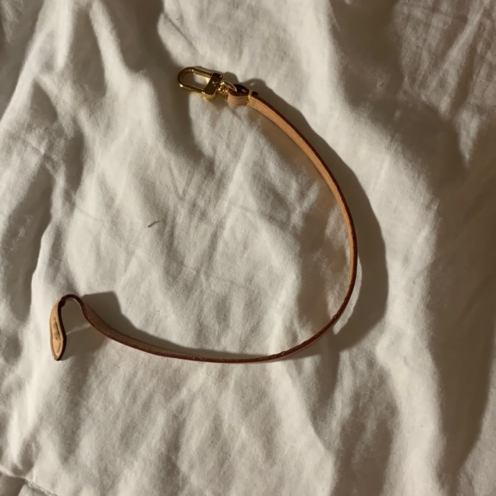 Authentic Louis Vuitton Pochette Strap